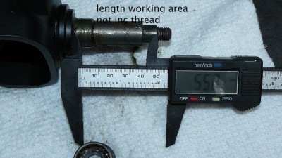 fork stem bearings 011.JPG