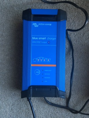 IMG_4208 victron IP22.JPG